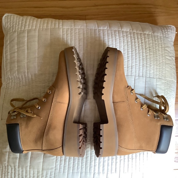 Timberland  Women’s Leather Water Resistant Lace Up Boots Wheat SZ 11 NWOT - Picture 11 of 15